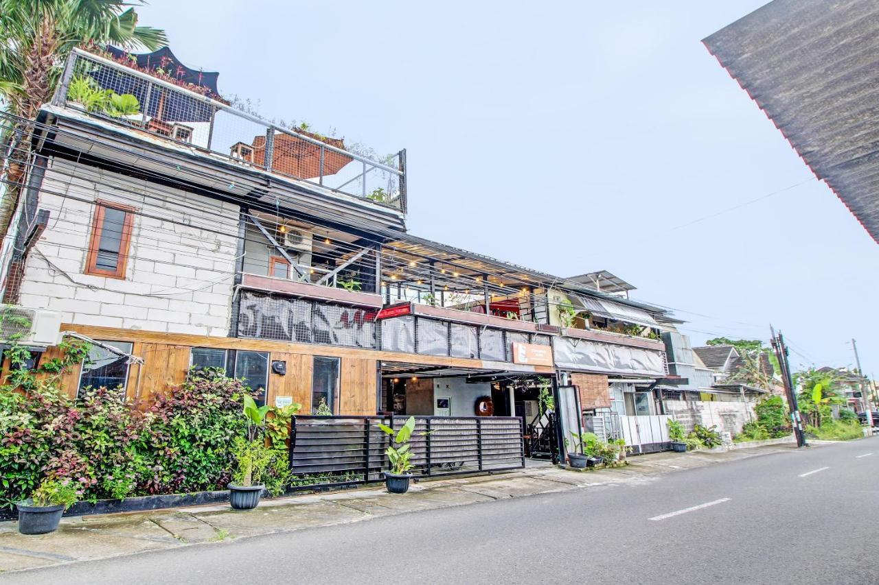 Oyo 92256 Sentosa Residence Jogyakarta Zewnętrze zdjęcie