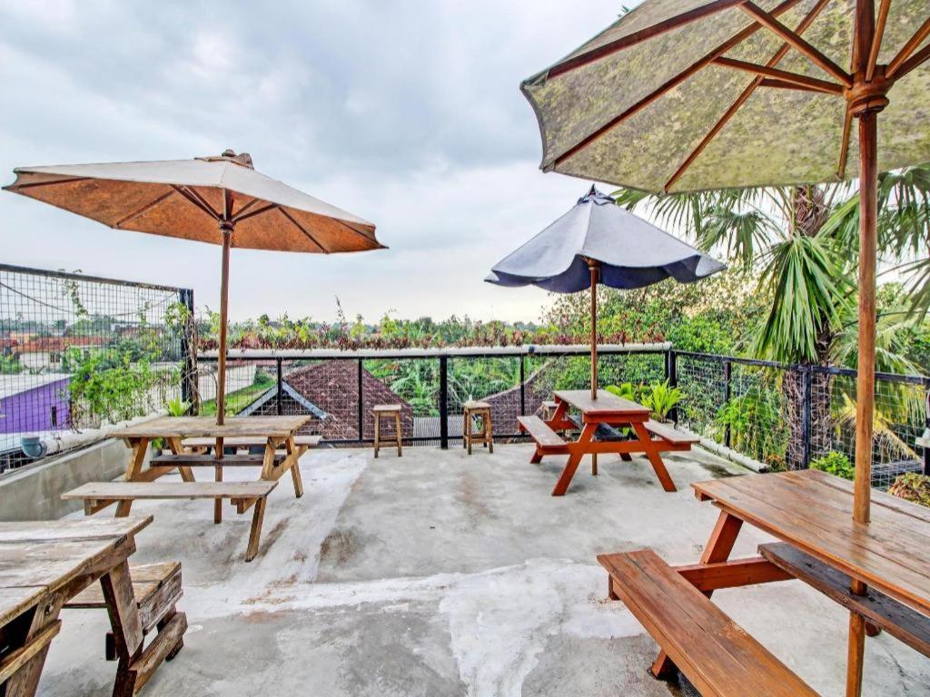 Oyo 92256 Sentosa Residence Jogyakarta Zewnętrze zdjęcie